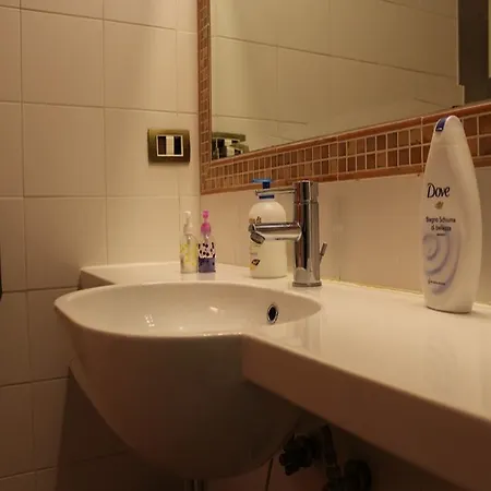 בית הארחה Domus Romana רומא